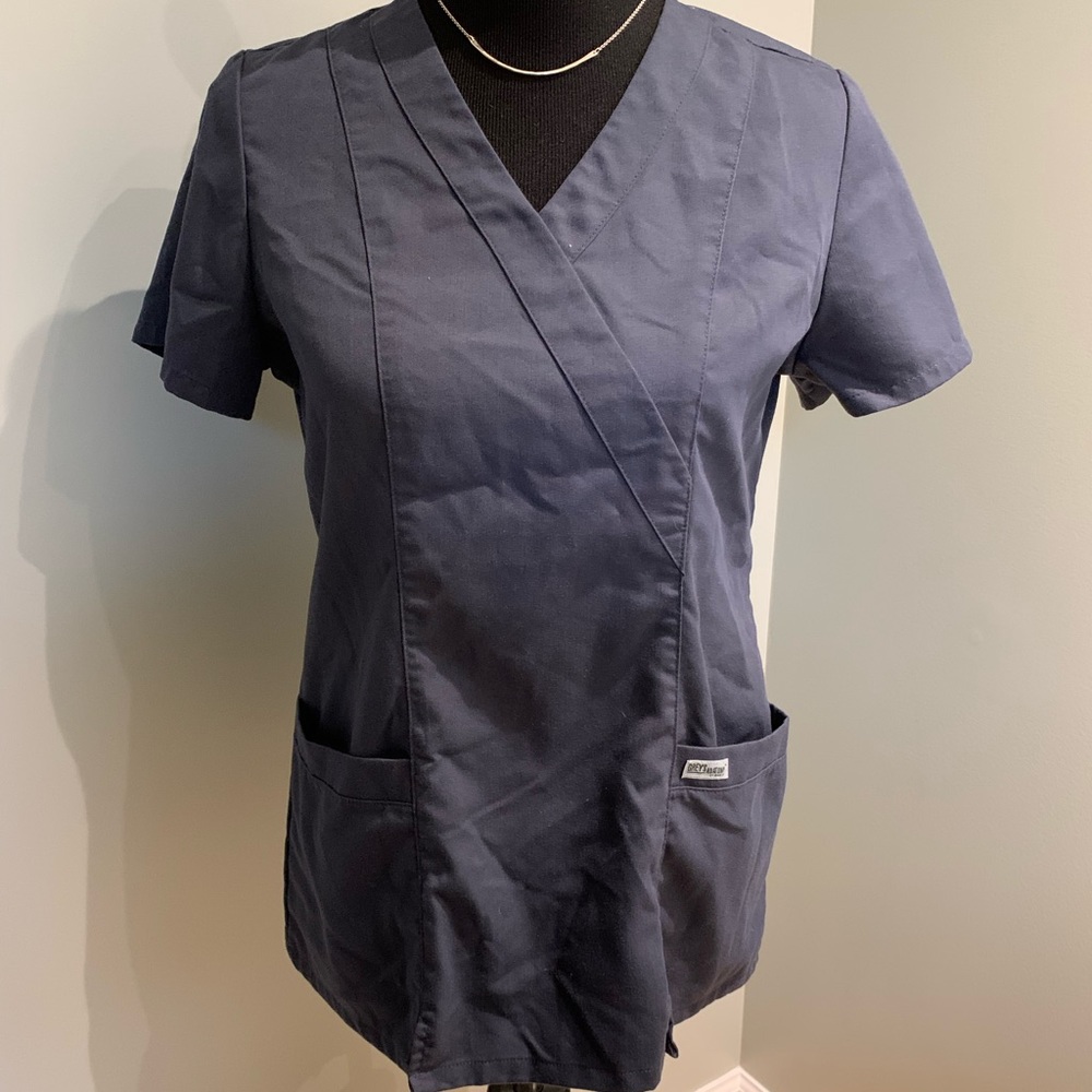 Grey’s Anatomy Scrub top—needs to be ironed